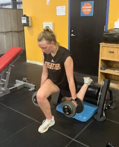 A women doing workout
