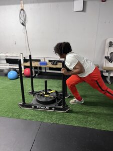 A women doing workout